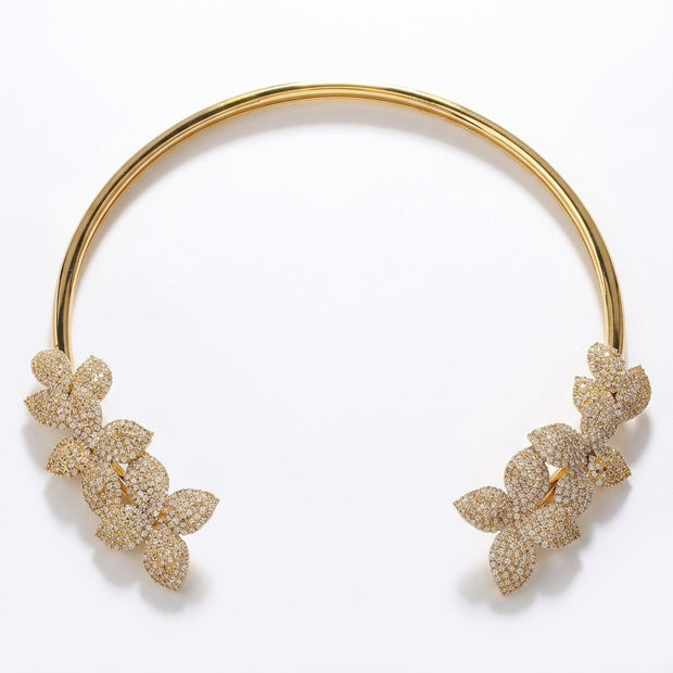 Collier Élégant Fleur en Cristal